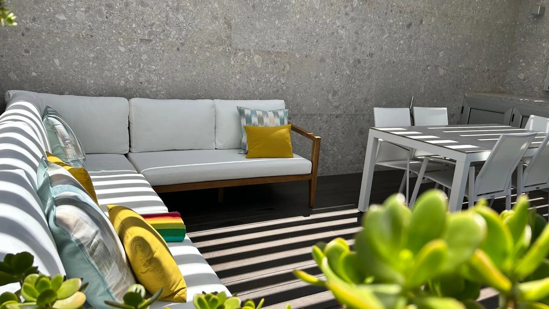 Exclusive Designer Bungalow In Maspalomas By Pride Holiday Rentals Playa del Ingles